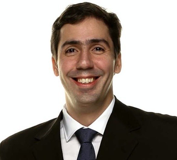 VICTOR ARAUJO FELZEMBURGH